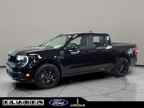 2025 Ford Maverick Lobo Standard