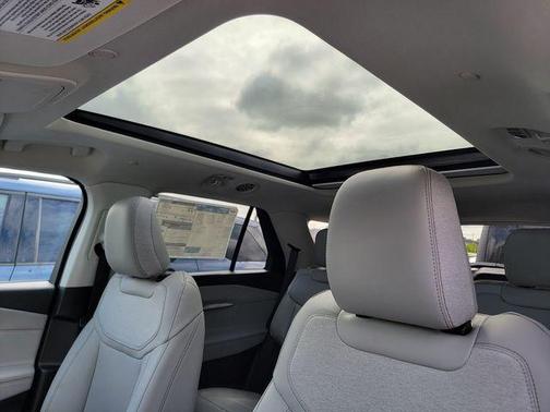 Space White Metallic 2026 Ford Explorer Active