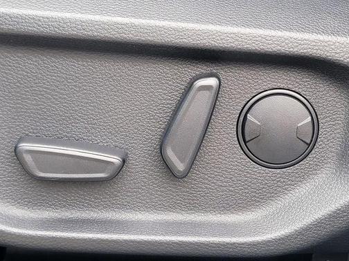 Oxford White 2026 Ford Ranger XLT