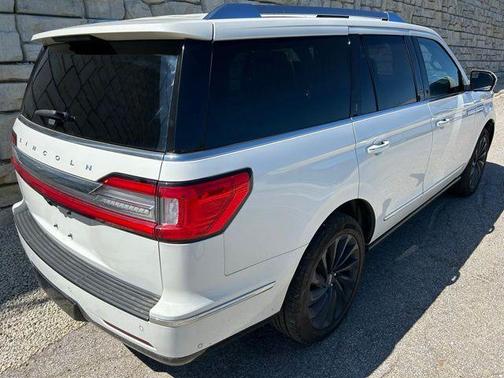 Pristine White 2021 Lincoln Navigator Reserve