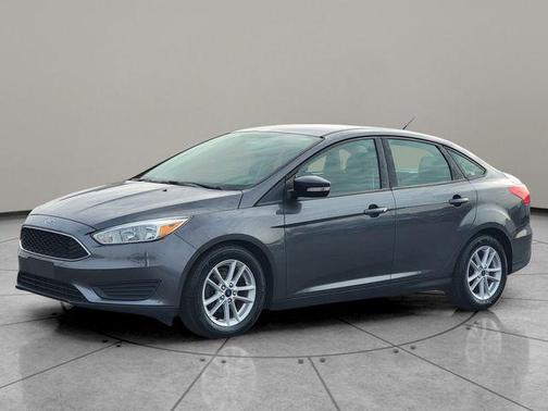 Magnetic 2017 Ford Focus SE
