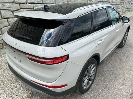 Ceramic Pearl Metallic 2022 Lincoln Corsair Standard