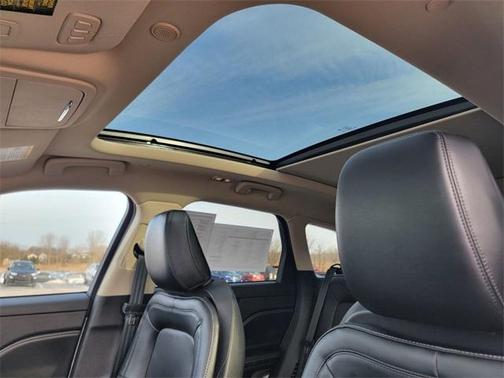 2023 Lincoln Corsair Standard