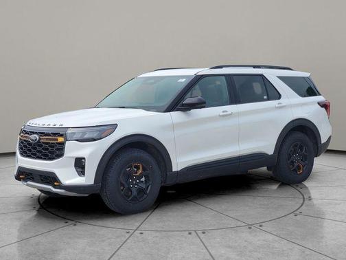 Star White 2026 Ford Explorer Tremor