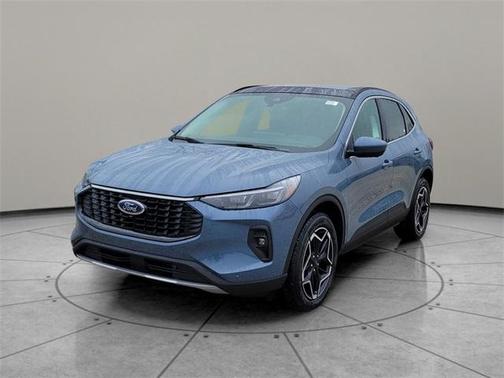 2026 Ford Escape Platinum