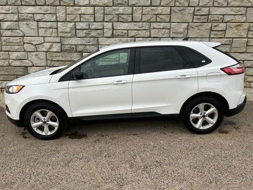 Oxford White 2024 Ford Edge SE
