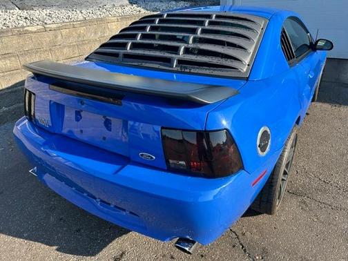 2003 Ford Mustang Mach I