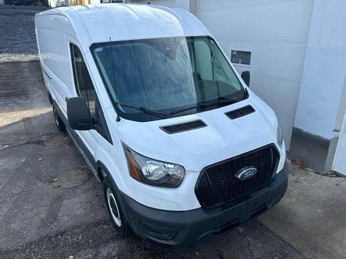 2024 Ford Transit-250 148 WB Medium Roof Cargo