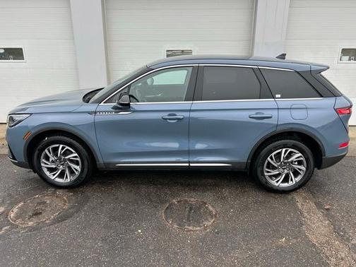 2024 Lincoln Corsair Premiere