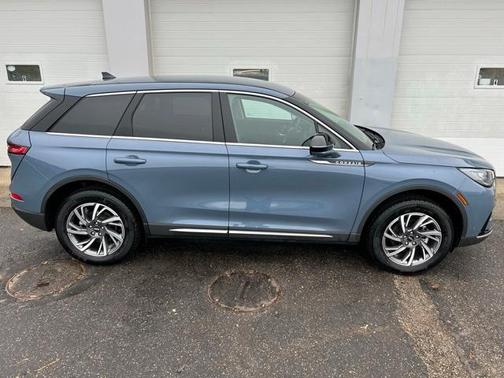 2024 Lincoln Corsair Premiere