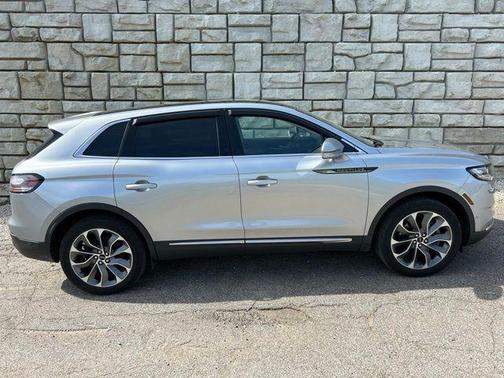 Silver Radiance 2021 Lincoln Nautilus Reserve