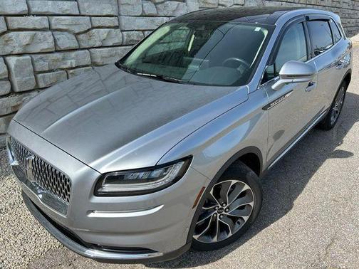 Silver Radiance 2021 Lincoln Nautilus Reserve