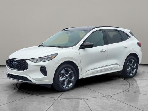 Star White 2023 Ford Escape ST-Line