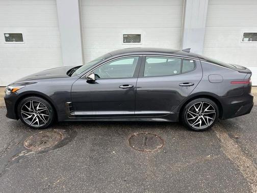 2022 Kia Stinger GT-Line
