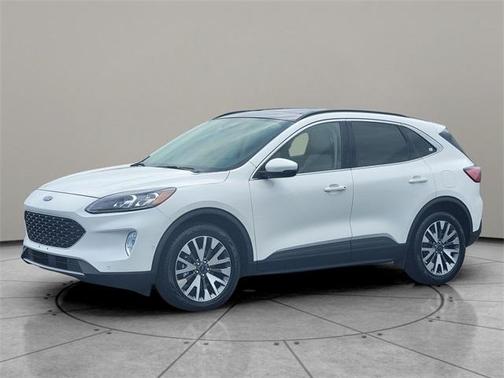 2020 Ford Escape Titanium Hybrid