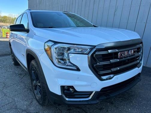 2022 GMC Terrain AT4