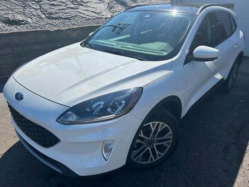 2022 Ford Escape SEL