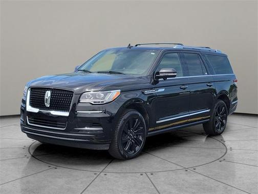 2022 Lincoln Navigator L Reserve