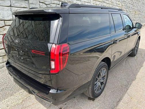 Agate Black Metallic 2025 Ford Expedition Max Platinum