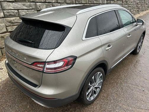 Jewel 2023 Lincoln Nautilus Reserve