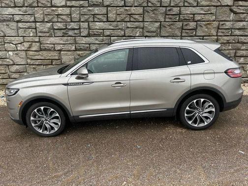 Jewel 2023 Lincoln Nautilus Reserve