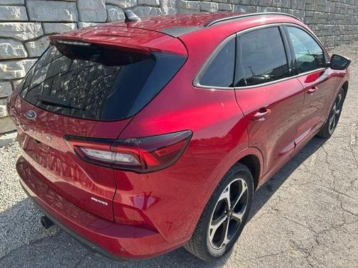 Rapid Red Metallic Tinted Clearcoat 2023 Ford Escape ST-Line Select