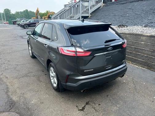 2019 Ford Edge SE