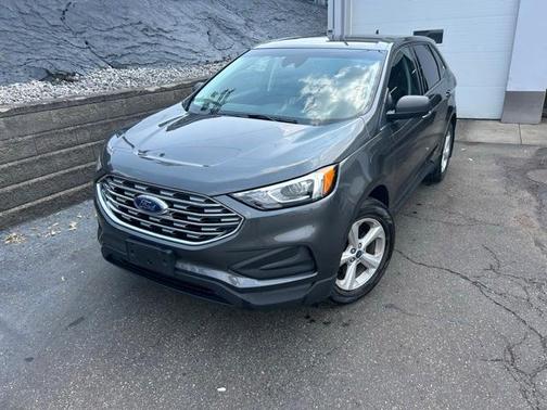 2019 Ford Edge SE