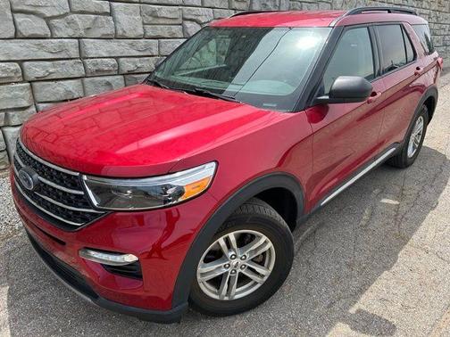 Rapid Red Metallic Tinted Clearcoat 2023 Ford Explorer XLT