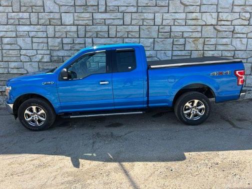 Velocity Blue Metallic 2020 Ford F-150 XLT