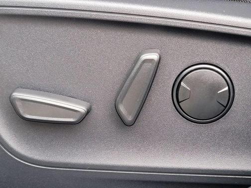 2026 Ford Escape ST-Line Elite