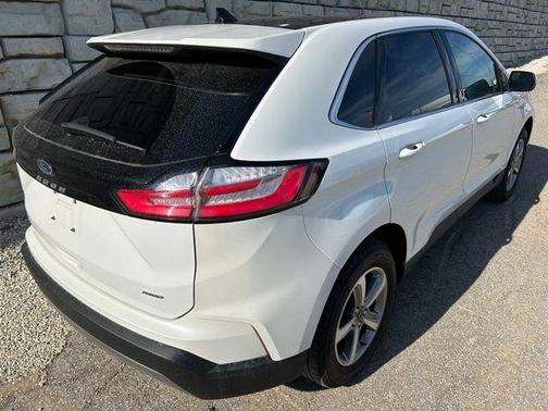 Star White 2023 Ford Edge SEL