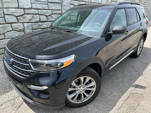 Agate Black Metallic 2023 Ford Explorer XLT