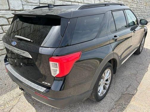 Agate Black Metallic 2023 Ford Explorer XLT