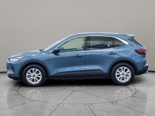 Vapor Blue Metallic 2023 Ford Escape Active