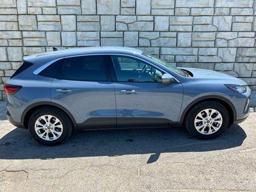 Vapor Blue Metallic 2023 Ford Escape Active