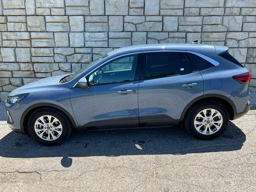 Vapor Blue Metallic 2023 Ford Escape Active