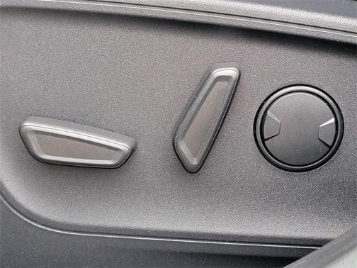 2026 Ford Escape ST-Line Elite