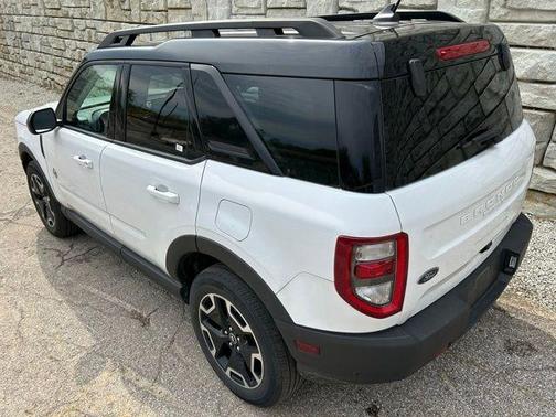 Oxford White 2023 Ford Bronco Sport Outer Banks