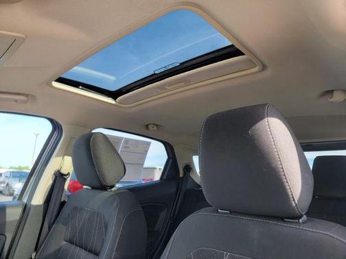 Moondust Silver Metallic 2020 Ford EcoSport SE