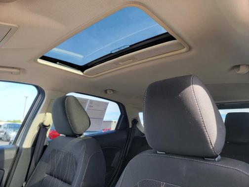 Moondust Silver Metallic 2020 Ford EcoSport SE