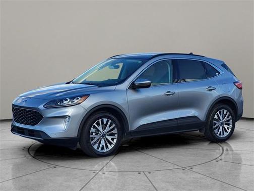 2022 Ford Escape Titanium
