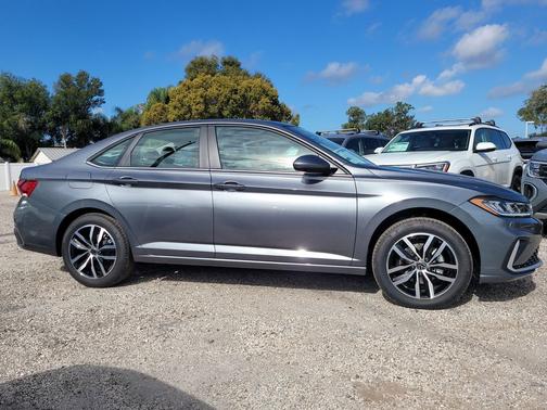 2026 Volkswagen Jetta 1.4T SE