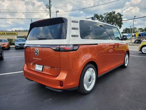 2025 Volkswagen ID. Buzz 1st Edition with 4MOTION