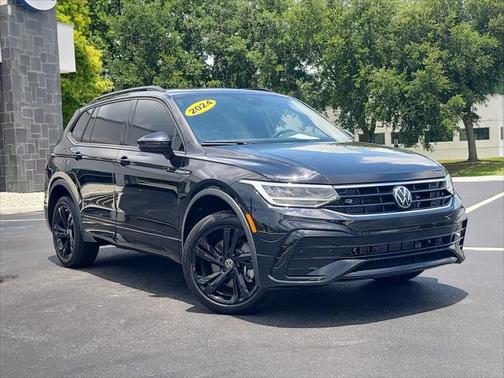 2024 Volkswagen Tiguan 2.0T SE R-Line Black