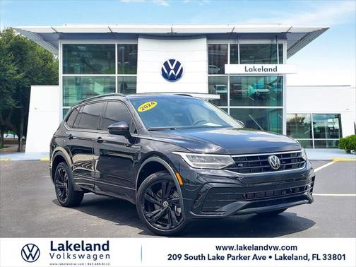2024 Volkswagen Tiguan 2.0T SE R-Line Black