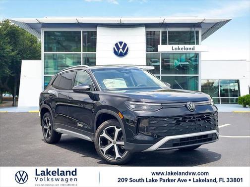 2025 Volkswagen Tiguan 2.0T SE