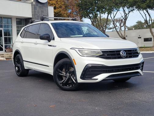 2023 Volkswagen Tiguan 2.0T SE R-Line Black