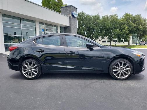 2018 Mazda Mazda3 Touring