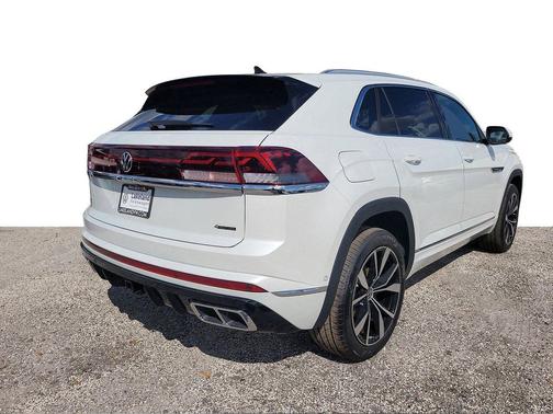 opal white pearl 2026 Volkswagen Atlas Cross Sport 2.0T SEL Premium